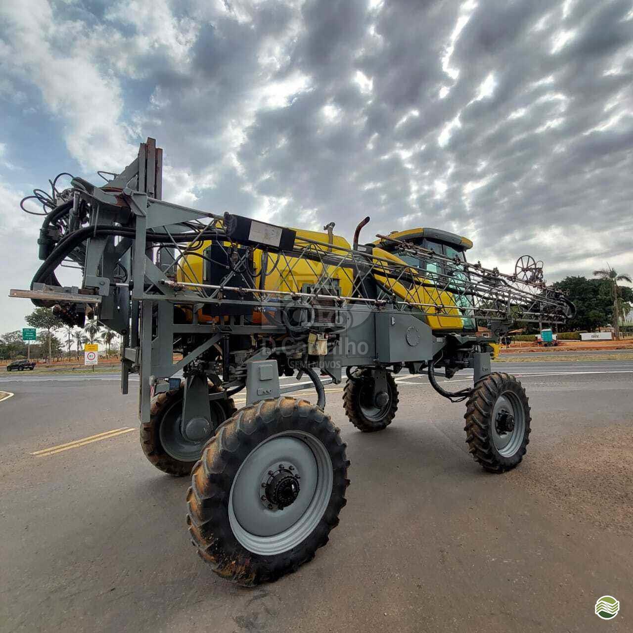 PULVERIZADOR PLA ORION 250 Tração 4x4 D. Carvalho - John Deere ARACATUBA SÃO PAULO SP